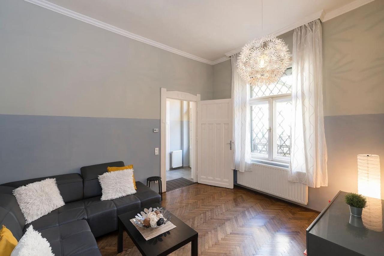 Vaci Street Premier Apartment ブダペスト エクステリア 写真